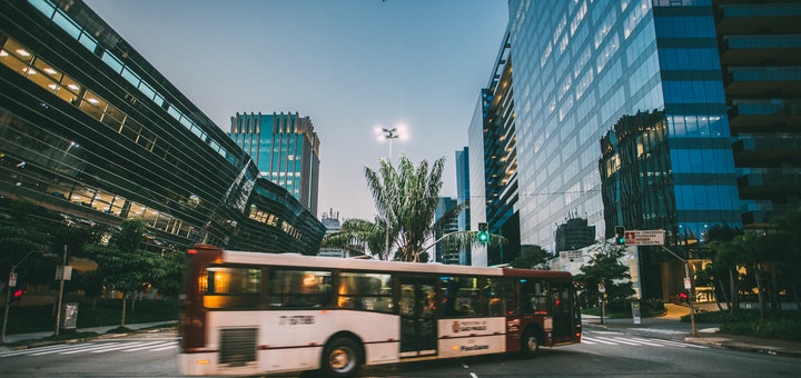 fácil accesibilidad al vivir en un departamento 